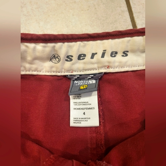 North Face Skirt - Picture 5 of 5
